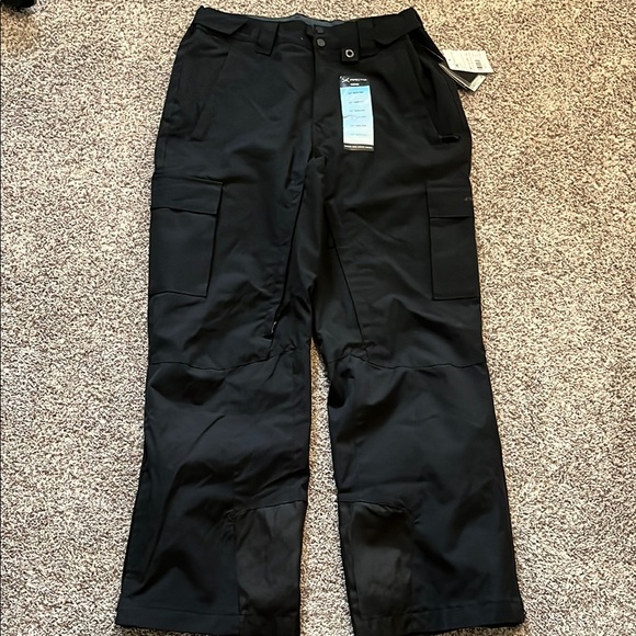 Arctix Black Cargo Pants Durable and Versatile